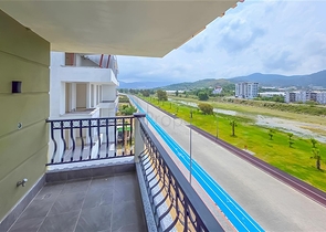 2 + 1 بنتهاوس مطلة على البحر في مجمع جديد