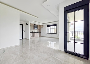 2 + 1 بنتهاوس مطلة على البحر في مجمع جديد