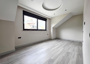 دوبلكس واسع 4 + 1 في منطقة أوبا-مزيج من الراحة والصمت والجودة