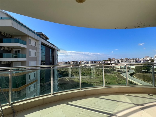 شقق فسيحة 2 + 1 مع بنية تحتية فندقية 