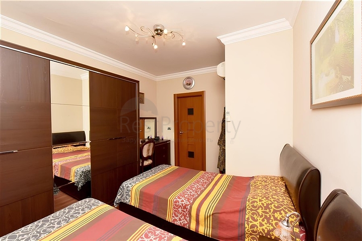 شقة أنيقة 2 + 1 في مجمع من الدرجة الممتازة في وسط ألانيا