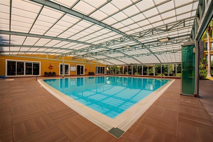 شقة أنيقة 2 + 1 في مجمع من الدرجة الممتازة في وسط ألانيا