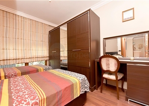 شقة أنيقة 2 + 1 في مجمع من الدرجة الممتازة في وسط ألانيا