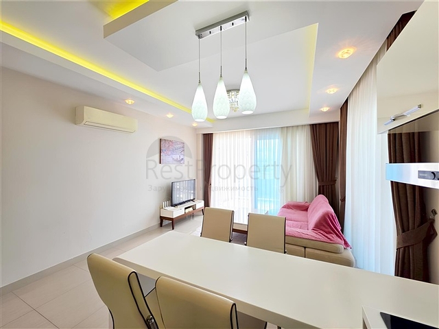 الراحة والراحة على بعد خطوة من البحر-شقة في مجمع مرموق في محمودلار