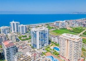 الراحة والراحة على بعد خطوة من البحر-شقة في مجمع مرموق في محمودلار