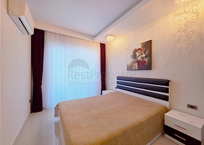 الراحة والراحة على بعد خطوة من البحر-شقة في مجمع مرموق في محمودلار