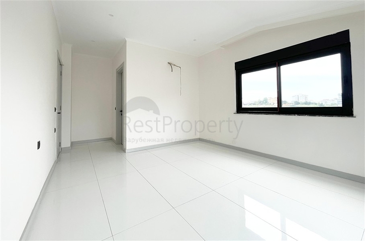 بنتهاوس حديث في مجمع سكني مرموق في أوبا 