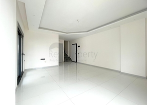 بنتهاوس حديث في مجمع سكني مرموق في أوبا 