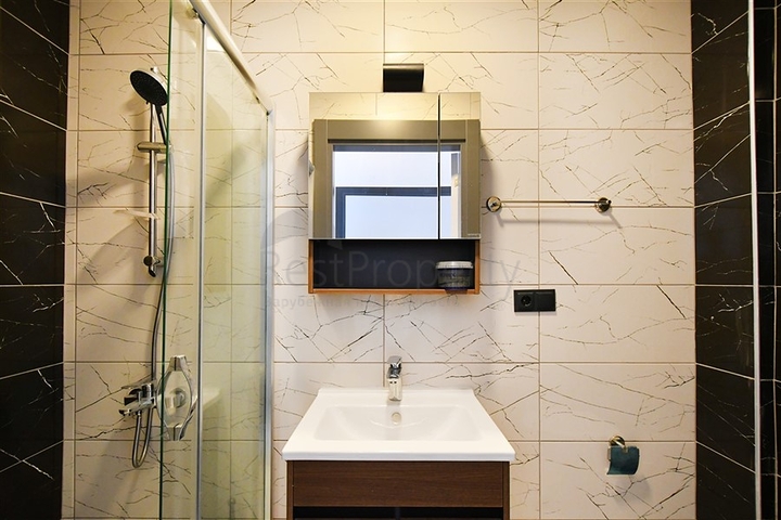 شقة حديثة على البحر في كاركيزاك هي مزيج مثالي من الراحة والموقع