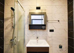 شقة حديثة على البحر في كاركيزاك هي مزيج مثالي من الراحة والموقع