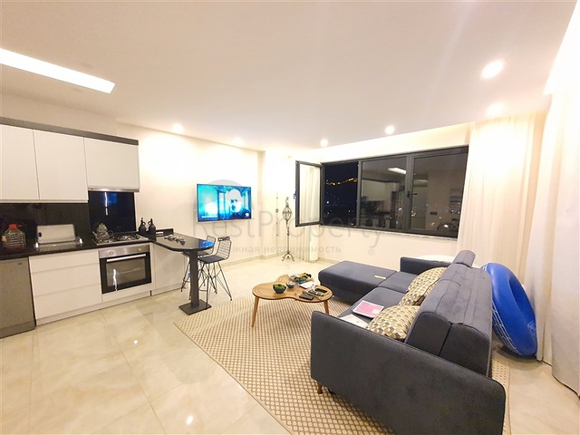 شقق حديثة على البحر في قلب ألانيا