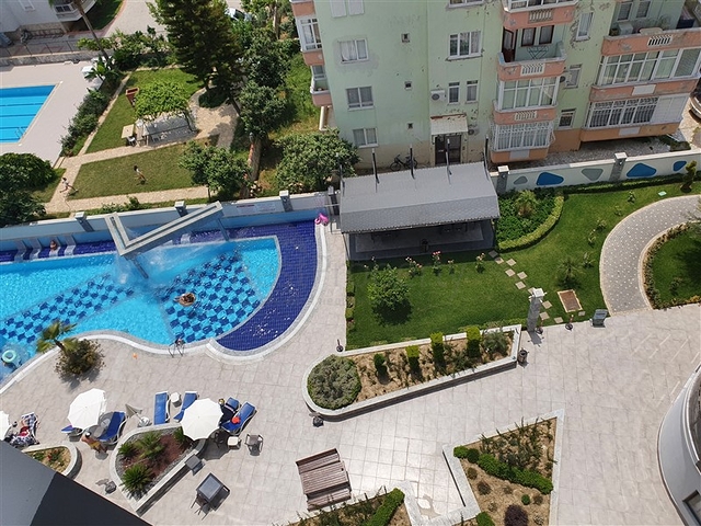 شقق حديثة على البحر في قلب ألانيا