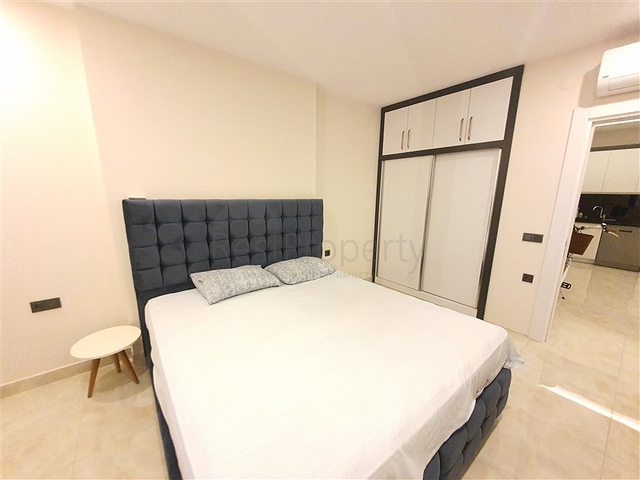 شقق حديثة على البحر في قلب ألانيا