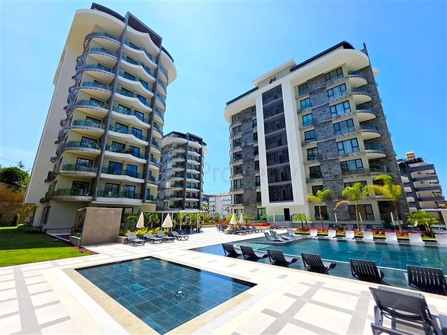 شقة أنيقة على البحر مع بنية تحتية فندقية