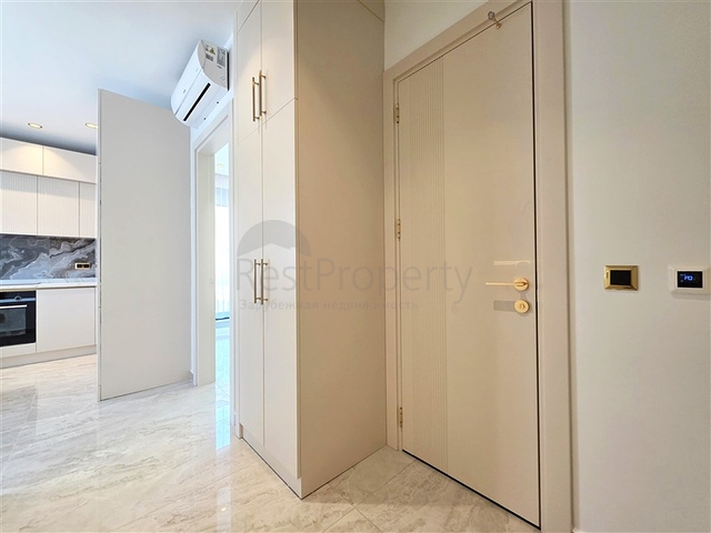 شقة أنيقة على البحر مع بنية تحتية فندقية