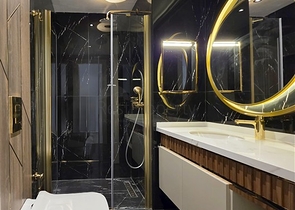 شقة أنيقة على البحر مع بنية تحتية فندقية