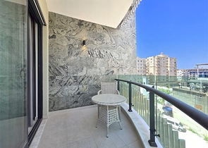 شقة أنيقة على البحر مع بنية تحتية فندقية