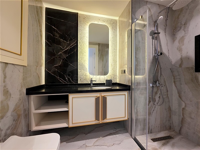 شقة مريحة مع بنية تحتية غنية في وسط ألانيا