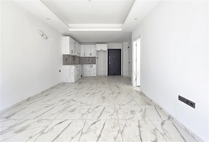 شقة برايت 1 + 1 للبيع في منطقة كليوباترا كومفورت على البحر في منزل جديد