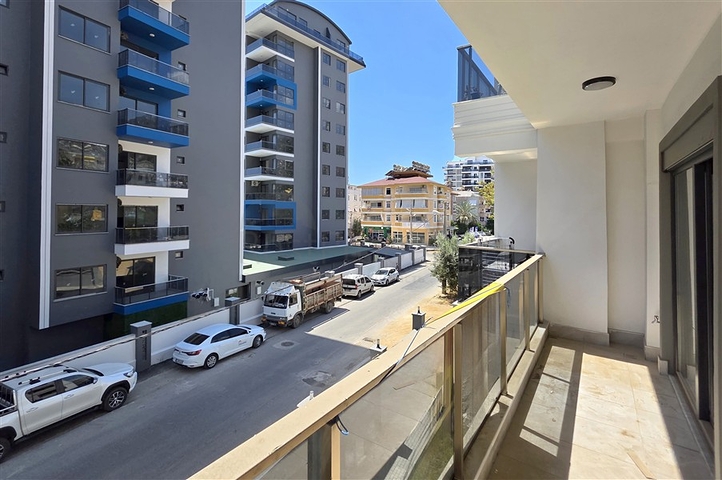 شقة برايت 1 + 1 للبيع في منطقة كليوباترا كومفورت على البحر في منزل جديد