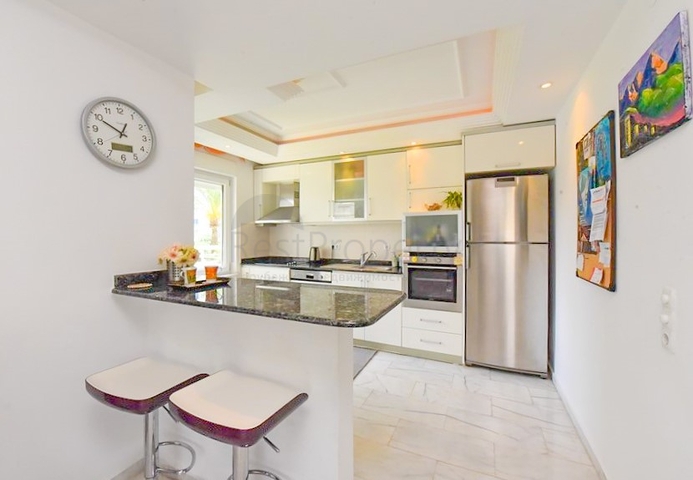 شقة فريدة من نوعها 2 + 1 على بعد 50 متر من البحر