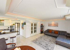 شقة فريدة من نوعها 2 + 1 على بعد 50 متر من البحر