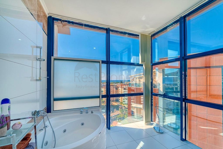 بنتهاوس أنيق مطل على البحر في قلب ألانيا