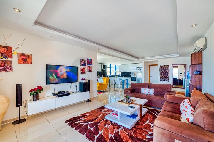 بنتهاوس أنيق مطل على البحر في قلب ألانيا