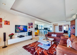 بنتهاوس أنيق مطل على البحر في قلب ألانيا