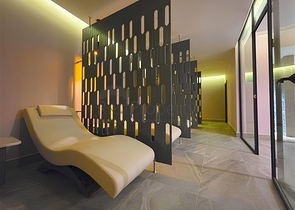 شقة فاخرة على البحر مع بنية تحتية متطورة في توركلر