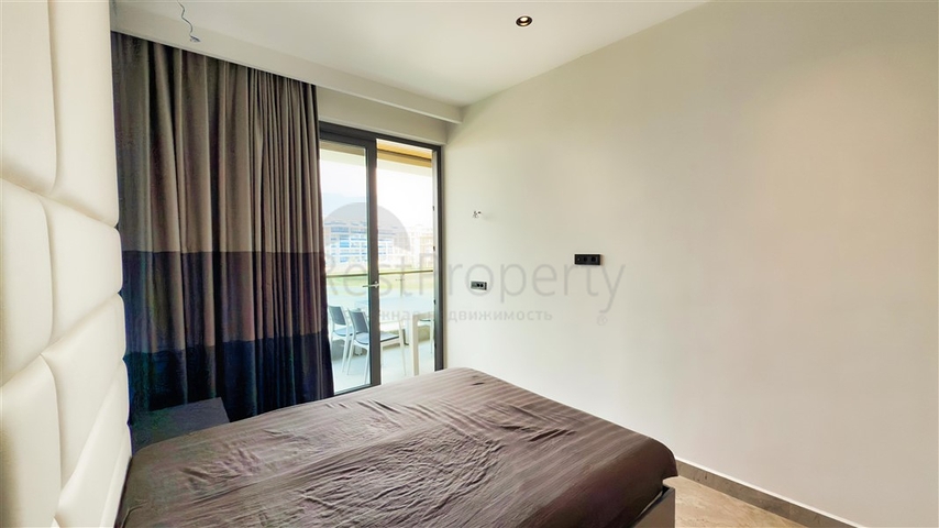 شقة 1+1 على البحر في منطقة كارجيجاك الخلابة هي عرض مثالي للعيش والاسترخاء