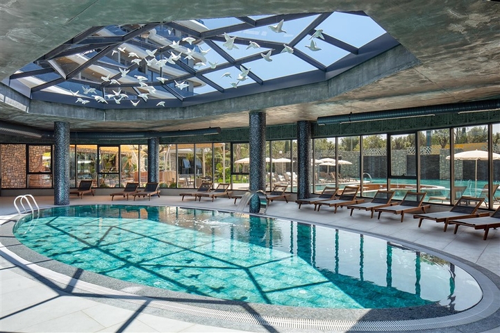 شقة 1+1 على البحر في منطقة كارجيجاك الخلابة هي عرض مثالي للعيش والاسترخاء