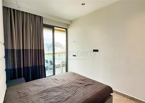 شقة 1+1 على البحر في منطقة كارجيجاك الخلابة هي عرض مثالي للعيش والاسترخاء