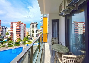 شقة حديثة 1 + 1 للإيجار-الراحة والبنية التحتية في وسط محمودلار