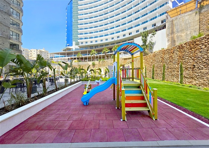 شقة مودرن 1 + 1 بالقرب من البحر في منطقة توسمور