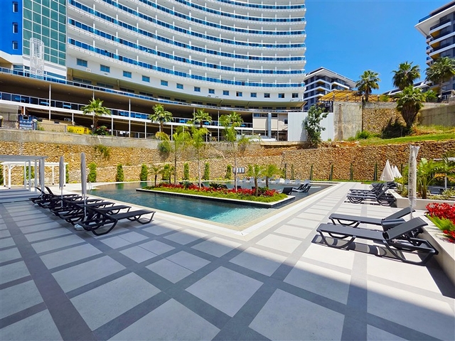 شقة مودرن 1 + 1 بالقرب من البحر في منطقة توسمور