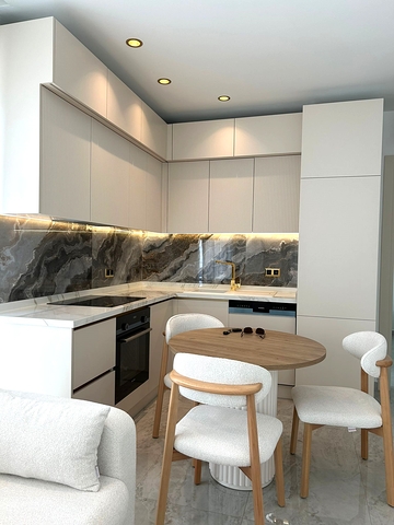 شقة مودرن 1 + 1 بالقرب من البحر في منطقة توسمور