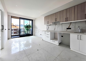 شقة مودرن 1 + 1 بالقرب من شاطئ كليوباترا