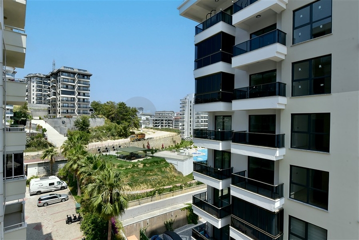  شقة مفروشة مريحة مع بنية تحتية غنية في منطقة أفسالار الخلابة