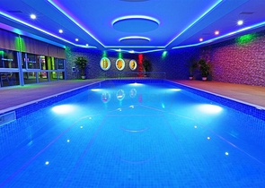  شقة مفروشة مريحة مع بنية تحتية غنية في منطقة أفسالار الخلابة