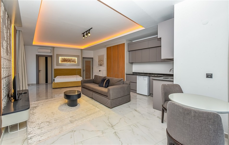 فيلا فاخرة مع إطلالة بانورامية على البحر هي مزيج مثالي من الراحة والأناقة والخصوصية.