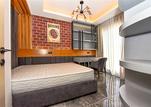 فيلا فاخرة مع إطلالة بانورامية على البحر هي مزيج مثالي من الراحة والأناقة والخصوصية.