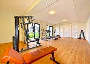 استئجار شقة مريحة 1 + 1 مع بنية تحتية غنية في قلب محمودلار