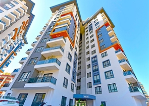 استئجار شقة مريحة 1 + 1 مع بنية تحتية غنية في قلب محمودلار