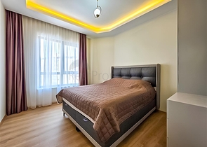 استئجار شقة مريحة 1 + 1 مع بنية تحتية غنية في قلب محمودلار