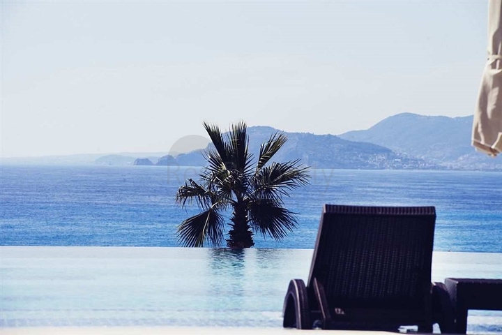 شقة مطلة على البحر في مجمع سكني ببنية تحتية متميزة شقة مطلة على البحر في مجمع سكني ببنية تحتية متميزة