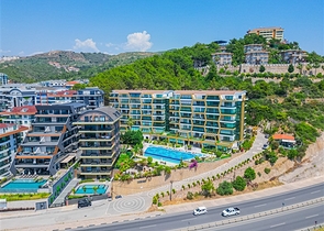 شقة مطلة على البحر في مجمع سكني ببنية تحتية متميزة شقة مطلة على البحر في مجمع سكني ببنية تحتية متميزة