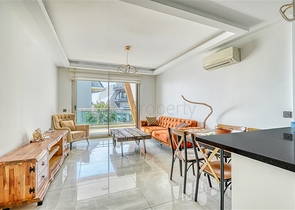 شقة مطلة على البحر في مجمع سكني ببنية تحتية متميزة شقة مطلة على البحر في مجمع سكني ببنية تحتية متميزة