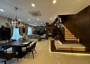 دوبلكس واسع على البحر في مجمع متميز-لخبراء مستوى معيشة مرتفع