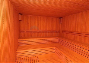 شقة مفروشة واسعة للعيش في وسط أوبا